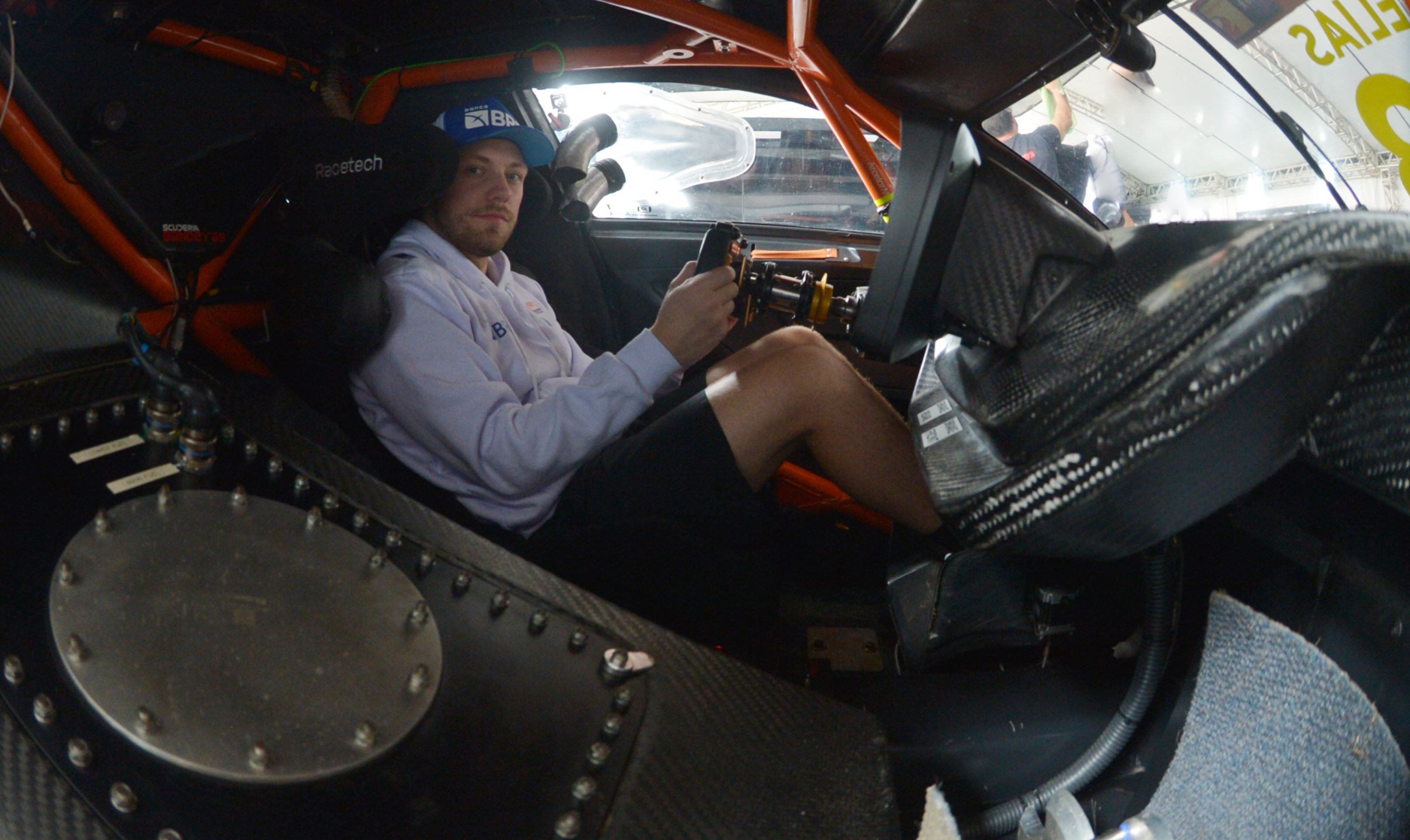 Enzo Elias aposta em boa fase para vencer Stock Car em Brasília
