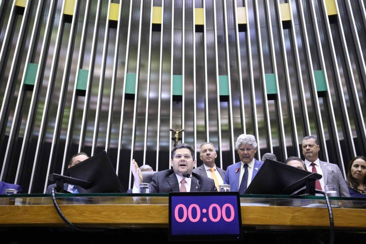 Urgente! Congresso Decide Hoje o Futuro do Licenciamento Ambiental: Lula em Risco?