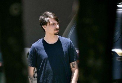 Segundo Jair Renan, o pai foi levado às pressas para o centro cirúrgico -  (crédito:  AFP) -Segundo Jair Renan, o pai foi levado às pressas para o centro cirúrgico -  (crédito:  AFP)