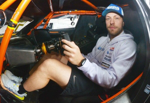 Ed Alves/CB/D.A Press