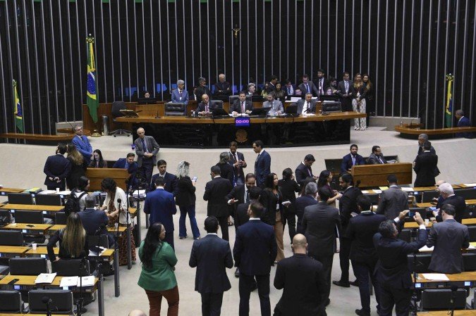 É com base da LDO que o governo elabora a Lei Orçamentária Anual (LOA) para o ano seguinte, organizando detalhadamente como o dinheiro público será gasto - (crédito: Jonas Pereira/Agência Senado) É com base da LDO que o governo elabora a Lei Orçamentária Anual (LOA) para o ano seguinte, organizando detalhadamente como o dinheiro público será gasto - (crédito: Jonas Pereira/Agência Senado)