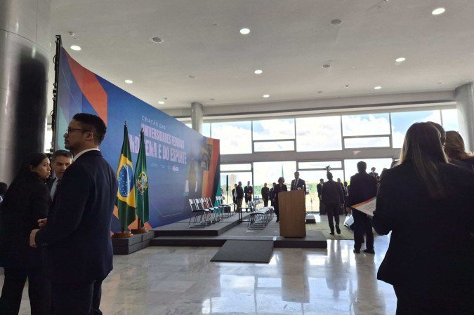 Evento ocorre no Palácio do Planalto com a presença de autoridades, lideranças indígenas e atletas olímpicos e paralímpicos -  (crédito: Victor Correia/CB/D.A. Press)