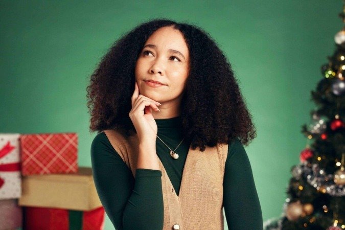 Práticas simples ajudam a cuidar da saúde mental e cultivar bem-estar emocional durante o período das festas de fim de ano (Imagem: PeopleImages | Shutterstock)  -  (crédito: EdiCase)