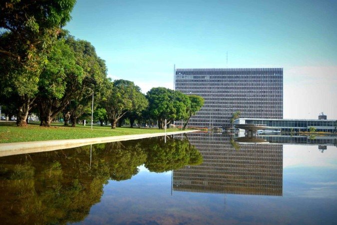 Chuva perde a força no DF nesta quinta-feira (27) - (crédito: Ed Alves/CB/D.A Press) Chuva perde a força no DF nesta quinta-feira (27) - (crédito: Ed Alves/CB/D.A Press)