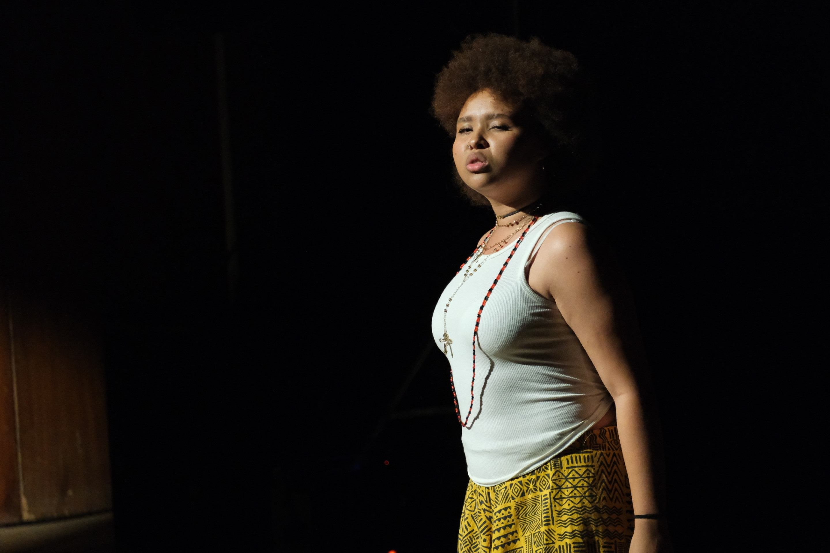 Teatro de afirmação ganha os palcos com o 'Manual antirracista'