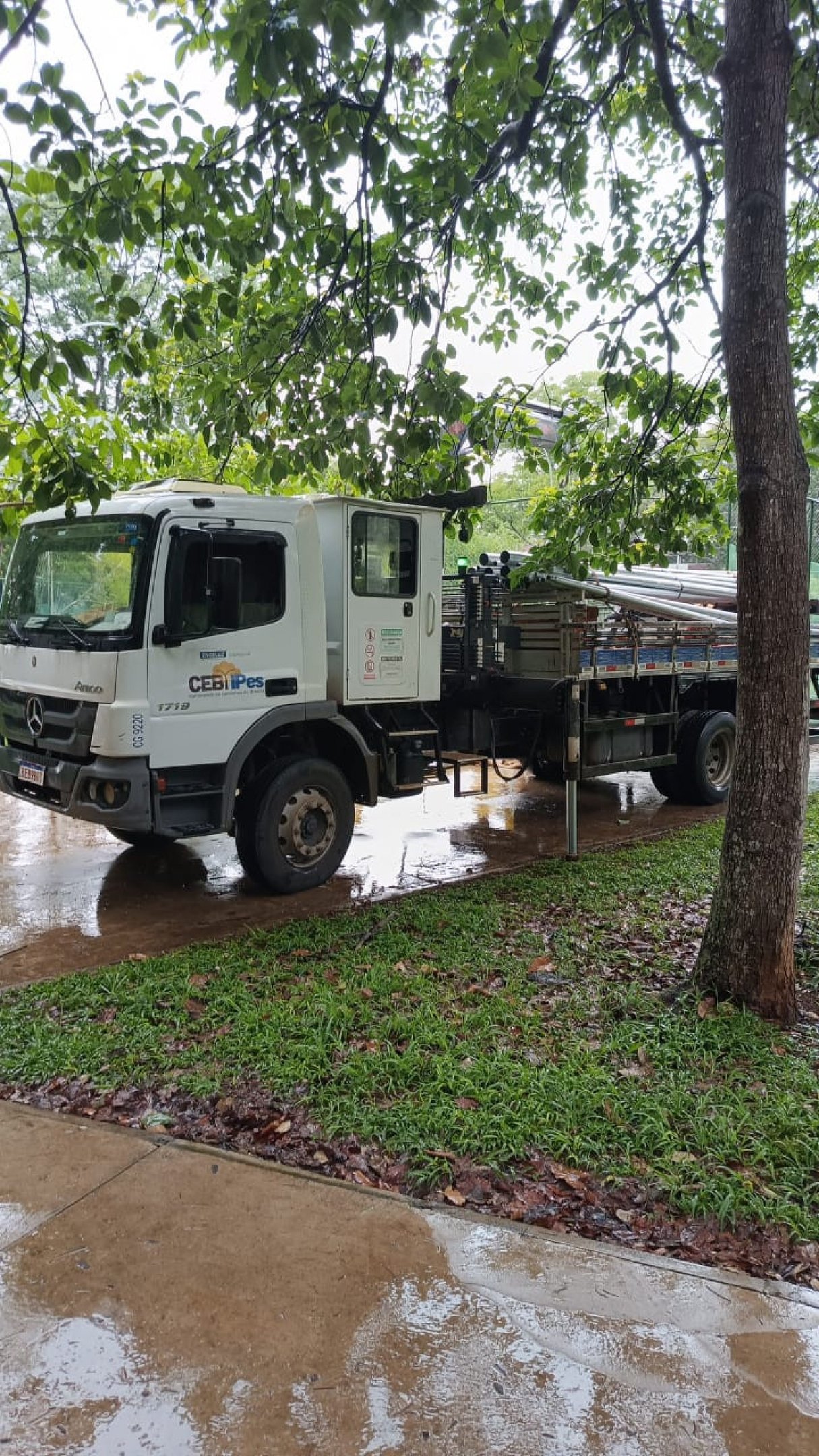 Instala&ccedil;&atilde;o de ilumina&ccedil;&atilde;o no parque onde morreu Isaac Vilhena