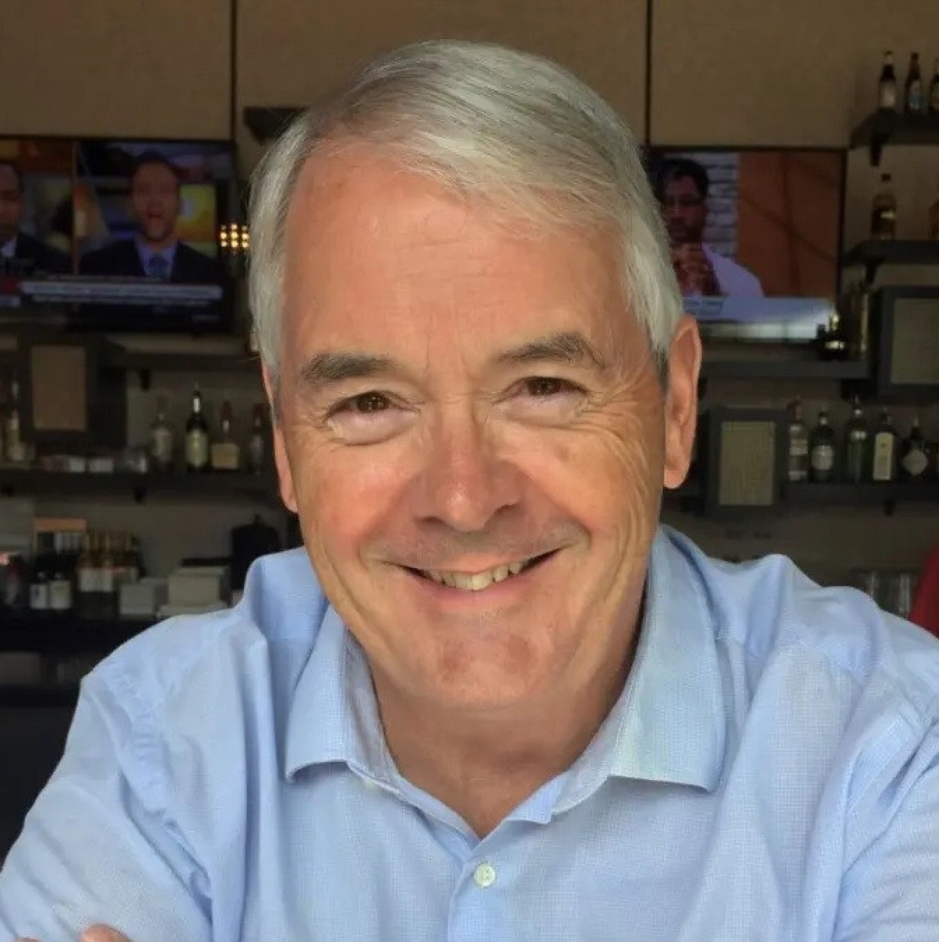 Fulton Armstrong, ex-oficial nacional de Intelig&ecirc;ncia dos EUA para Am&eacute;rica Latina e professor da American University (em Washington)  