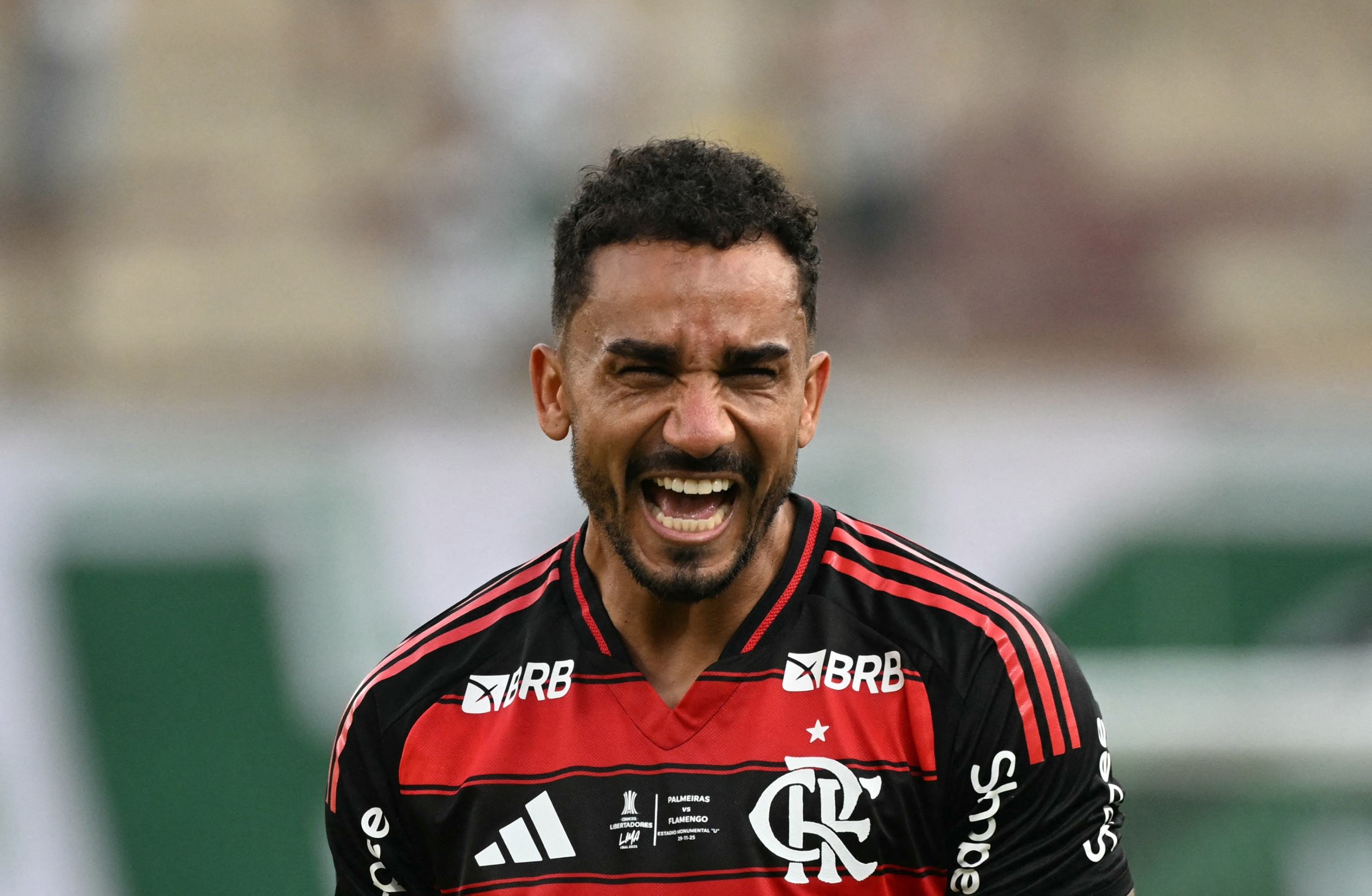 Gol marcado na final contra o Palmeiras foi apenas o quarto por Danilo pelo Flamengo em 2025       