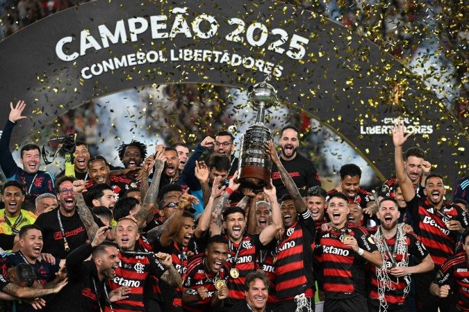 Além do cobiçado troféu, o Flamengo fecha a participação na Libertadores 2025 com R$ 179,4 milhões somados em premiação. Total de recompensas do rubro-negro nesta temporada ultrapassa a casa dos R$ 342 milhões