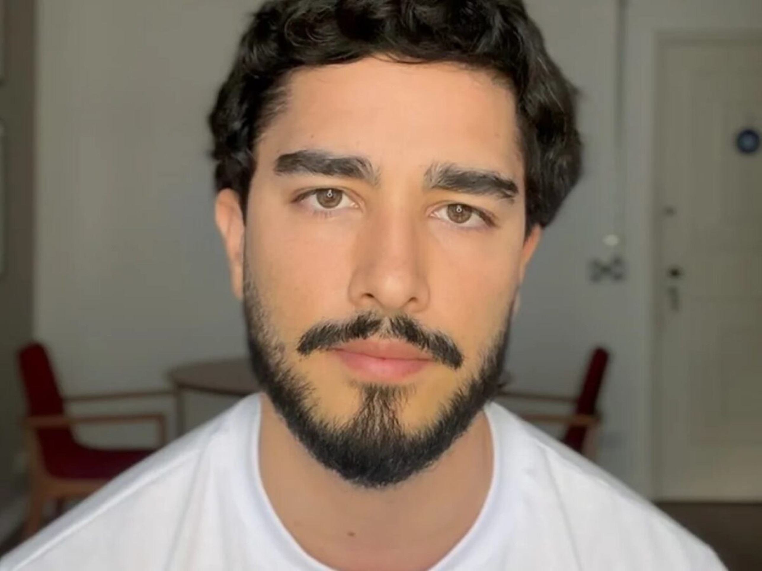 Leo Bittencourt abre ocorrência após ser perseguido por stalker -  (crédito: Observatorio dos Famosos)