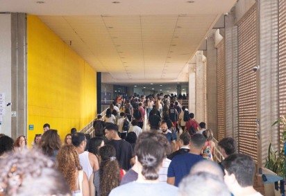 O programa é uma porta de acesso à graduação na UnB. Os candidatos fazem as provas em três etapas, uma em cada série do ensino médio -  (crédito: Mariana Campos/CB/D.A Press)