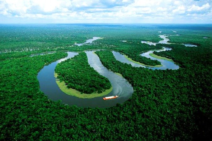 Narcotraficante usam rios, rodovias e pistas de pouso ilegais para transportar drogas na região amazônica. - (crédito: Claudia Torres - Flickr) Narcotraficante usam rios, rodovias e pistas de pouso ilegais para transportar drogas na região amazônica. - (crédito: Claudia Torres - Flickr)