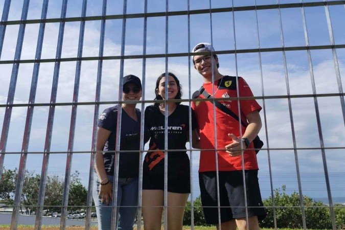Beatriz Quaresma acompanha de perto pela primeira vez um torneio automobilístico 