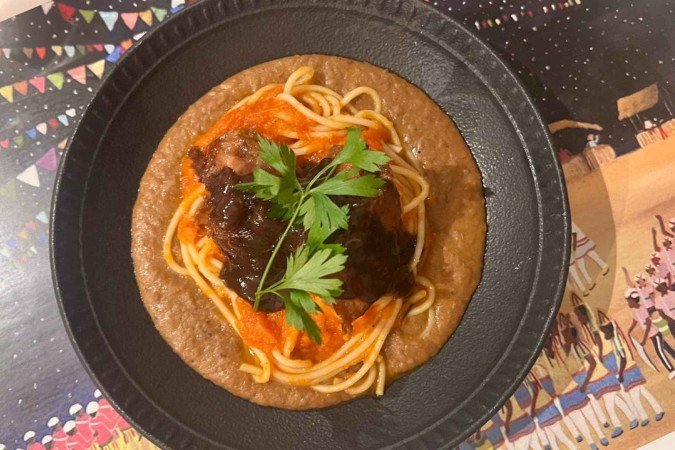 Onde levar um amigo turista para provar inusitadas receitas brasileiras? -  (crédito: Uai Turismo)