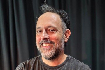  
    Clarice(a)nas
Diretor: Marcus Mota. Com Gisele Pires (piano) e Camila Guerra (atriz). AmanhÃ£, domingo e terÃ§a, Ã s 20h, no Teatro MifÃ¡sol-LÃ¡ (CRS 503, Bloco C, Loja 49 â?? Entrada W2 Sul). Ingressos gratuitos
