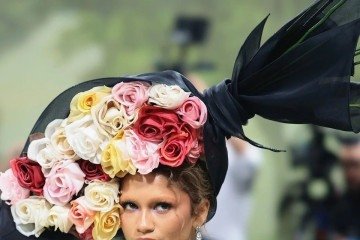 Zandaya entrou para a tendência com muito estilo - (crédito: Reprodução/Getty Images) Zandaya entrou para a tendência com muito estilo - (crédito: Reprodução/Getty Images)