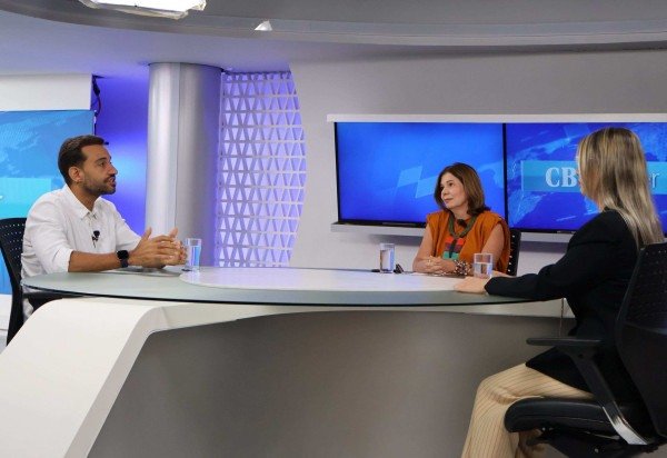  Bruna Gaston CB/DA Press