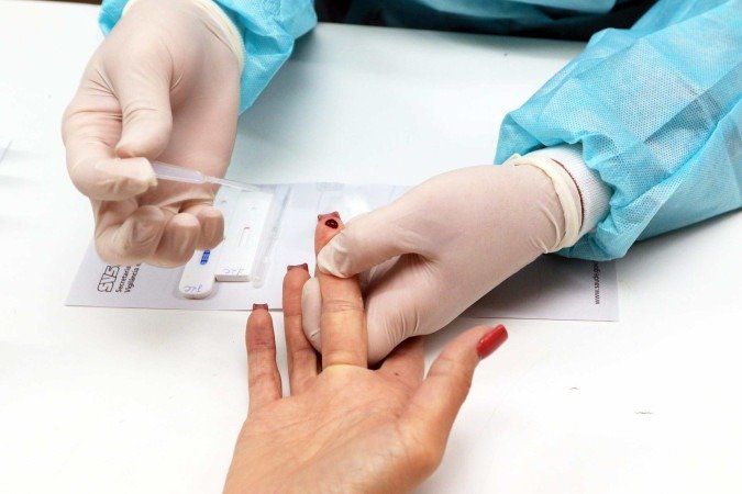 Além da testagem, iniciativa oferece orientações de prevenção - (crédito: Sandro Araújo/Agência Saúde DF) Além da testagem, iniciativa oferece orientações de prevenção - (crédito: Sandro Araújo/Agência Saúde DF)