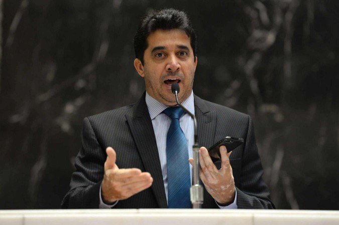 STF torna réu deputado estadual de MG por incentivo aos atos do 8/1