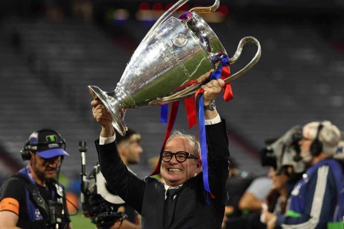 O também lusitano Luís Campos montou o timaço do PSG na conquista inédita da Champions League na temporada 2024/25