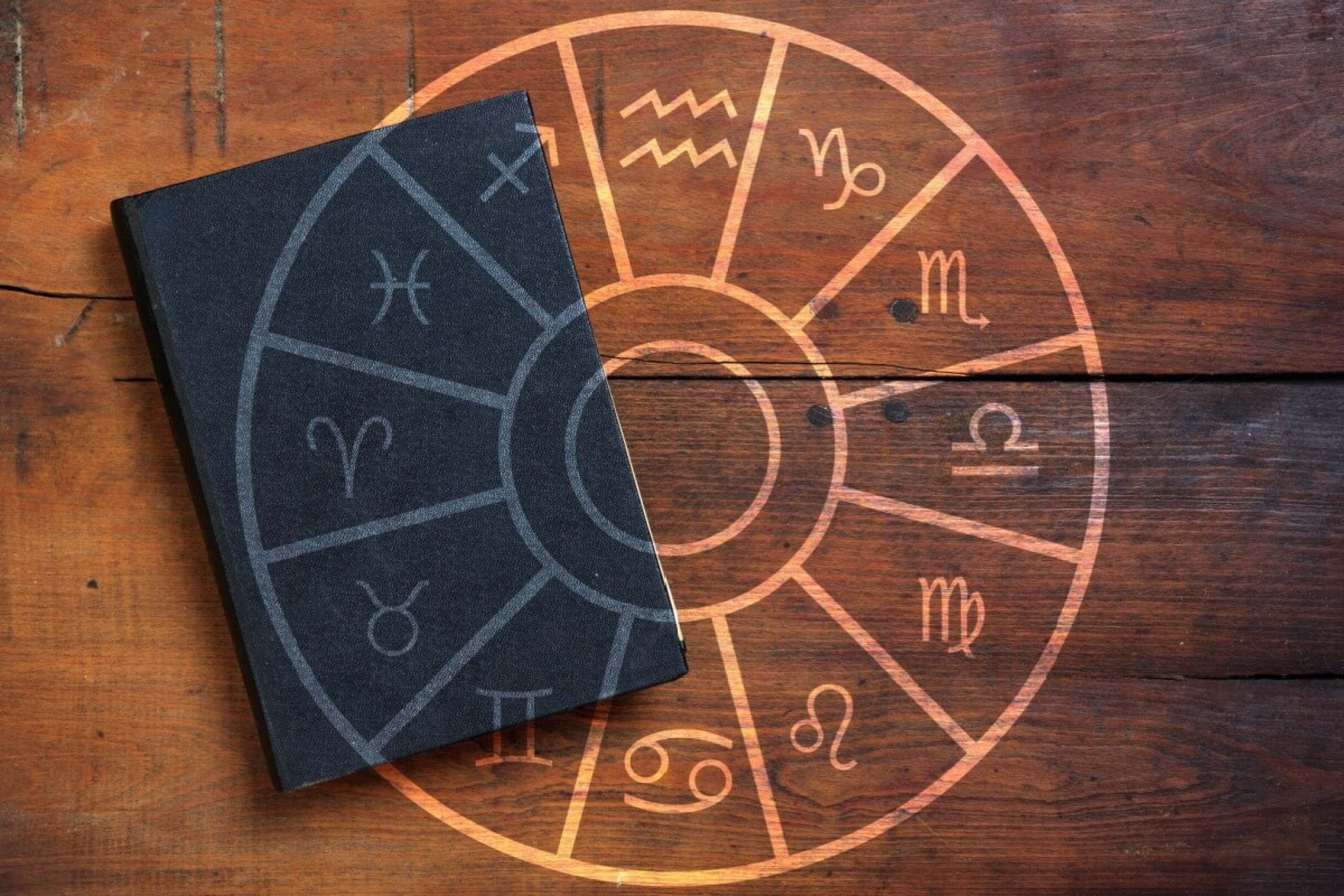 Horóscopo do dia: previsão para os 12 signos em 01/12/2025