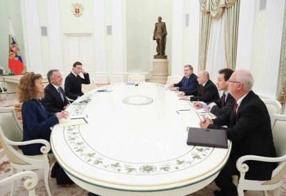 Após a reunião em Moscou, o Kremlin indicou que houve avanços, mas ainda há 