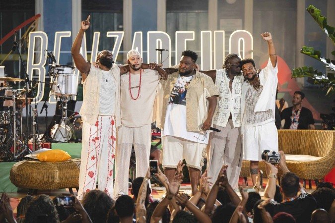 Da esquerda para a direita: Nenem, Pedro das Sortes, Magrão, Diego Pedigree e Vinícius BZD - (crédito: Divulgação) Da esquerda para a direita: Nenem, Pedro das Sortes, Magrão, Diego Pedigree e Vinícius BZD - (crédito: Divulgação)