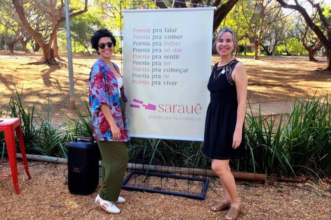 Thiná Carvalho, à esq., e Ana Raja são as idealizadoras do Sarauê, que chega à segunda edição  -  (crédito: Divulgação)