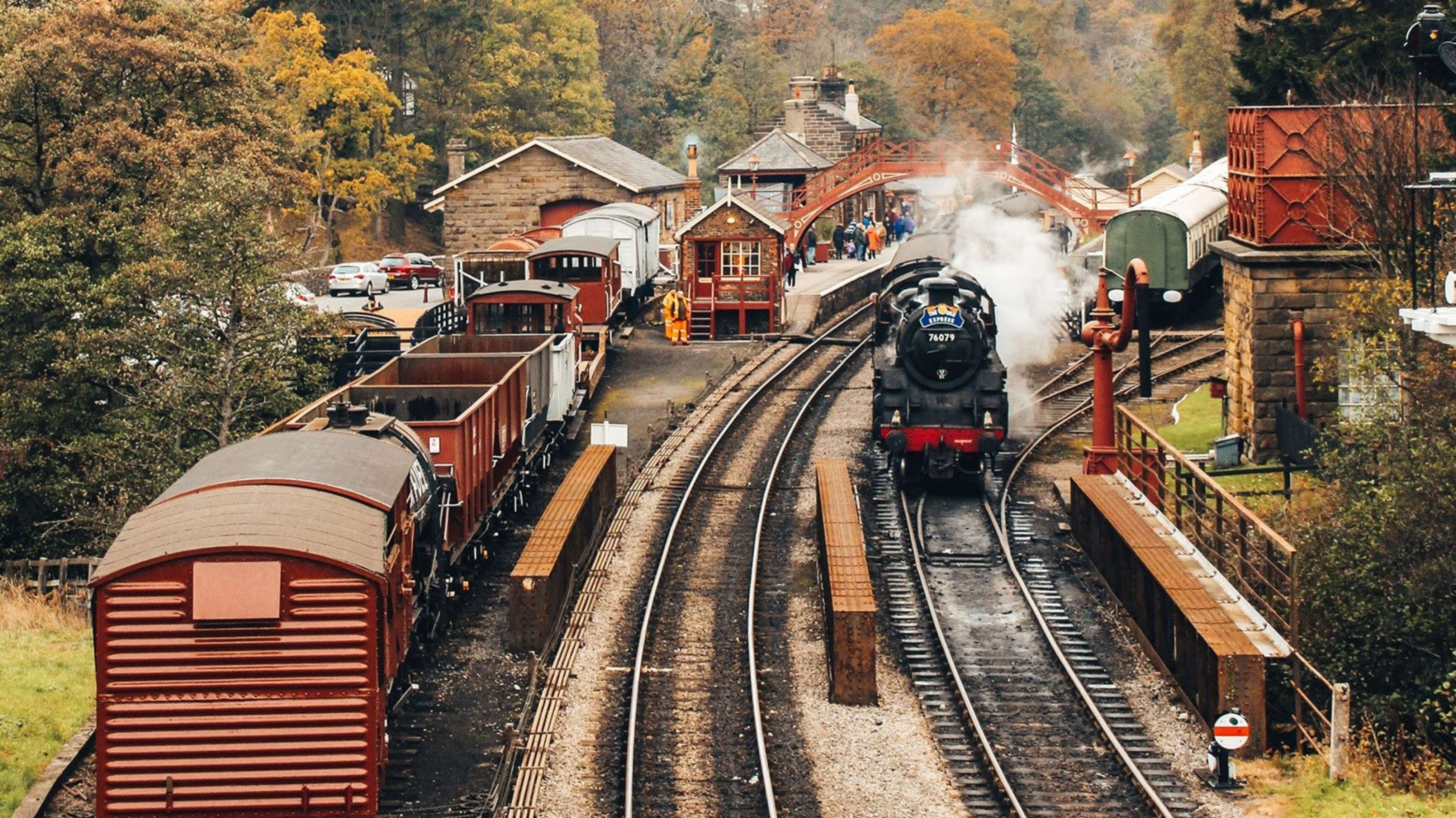 Viagens de trem encantadoras no inverno britânico