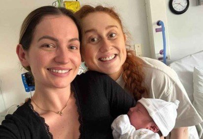 Georgia e Daisy (dir.) cresceram juntas e são melhores amigas desde a infância -  (crédito: Georgia Barrington) -Georgia e Daisy (dir.) cresceram juntas e são melhores amigas desde a infância -  (crédito: Georgia Barrington)