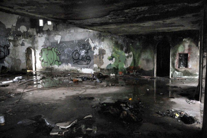 Templo islâmico na 712/912 Norte