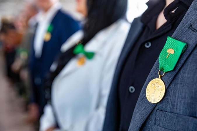 Ao todo, 356 pessoas receberam o Mérito Buriti, que reconhece a dedicação e desempenho dos serviços prestados. -  (crédito: Vinicius de Melo/SEEC)