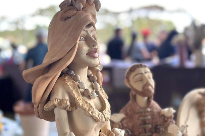 O público poderá trocar, de forma solidária, roupas e objetos em troca de produtos locais - (crédito: Divulgação) O público poderá trocar, de forma solidária, roupas e objetos em troca de produtos locais - (crédito: Divulgação)