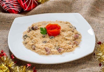 Farofa com bacon (Imagem: henrique ferrera | Shutterstock) -  (crédito: EdiCase) -Farofa com bacon (Imagem: henrique ferrera | Shutterstock) -  (crédito: EdiCase)