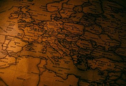 Ao longo da história, diversas regiões do mundo desenvolveram identidades próprias, seja dentro de um único país ou atravessando fronteiras nacionais. -  (crédito: @ian-panelo pexels) -Ao longo da história, diversas regiões do mundo desenvolveram identidades próprias, seja dentro de um único país ou atravessando fronteiras nacionais. -  (crédito: @ian-panelo pexels)