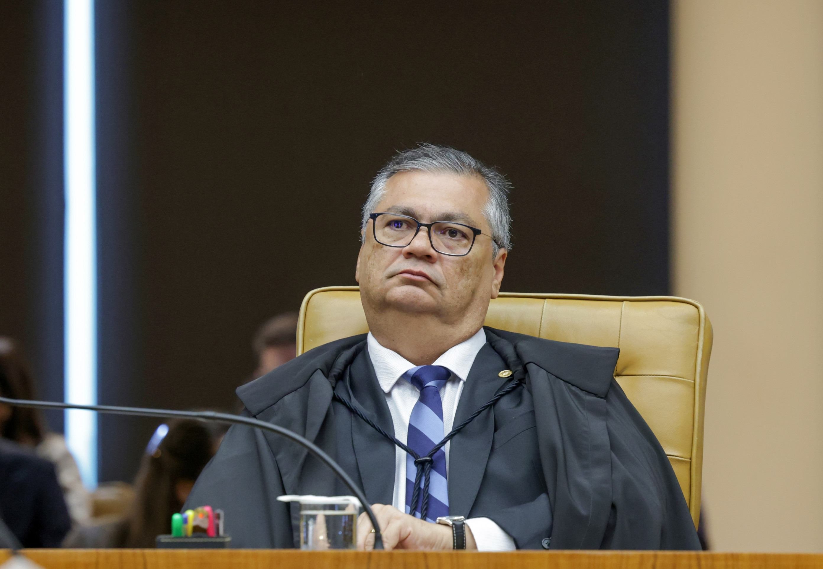 Dino defende liminar de Gilmar Mendes que suspendeu dispositivos da Lei do Impeachment
