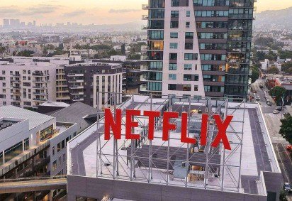 A surpreendente compra da Warner Bros pela Netflix que pode revolucionar indústria do cinema nos EUA -  (crédito: BBC Geral) -A surpreendente compra da Warner Bros pela Netflix que pode revolucionar indústria do cinema nos EUA -  (crédito: BBC Geral)