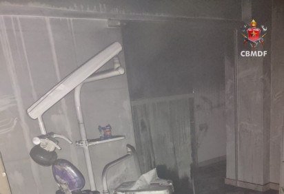 Clínica odontológica pega fogo em Planaltina; não houve feridos -  (crédito: Divulgação/CBMDF) -Clínica odontológica pega fogo em Planaltina; não houve feridos -  (crédito: Divulgação/CBMDF)