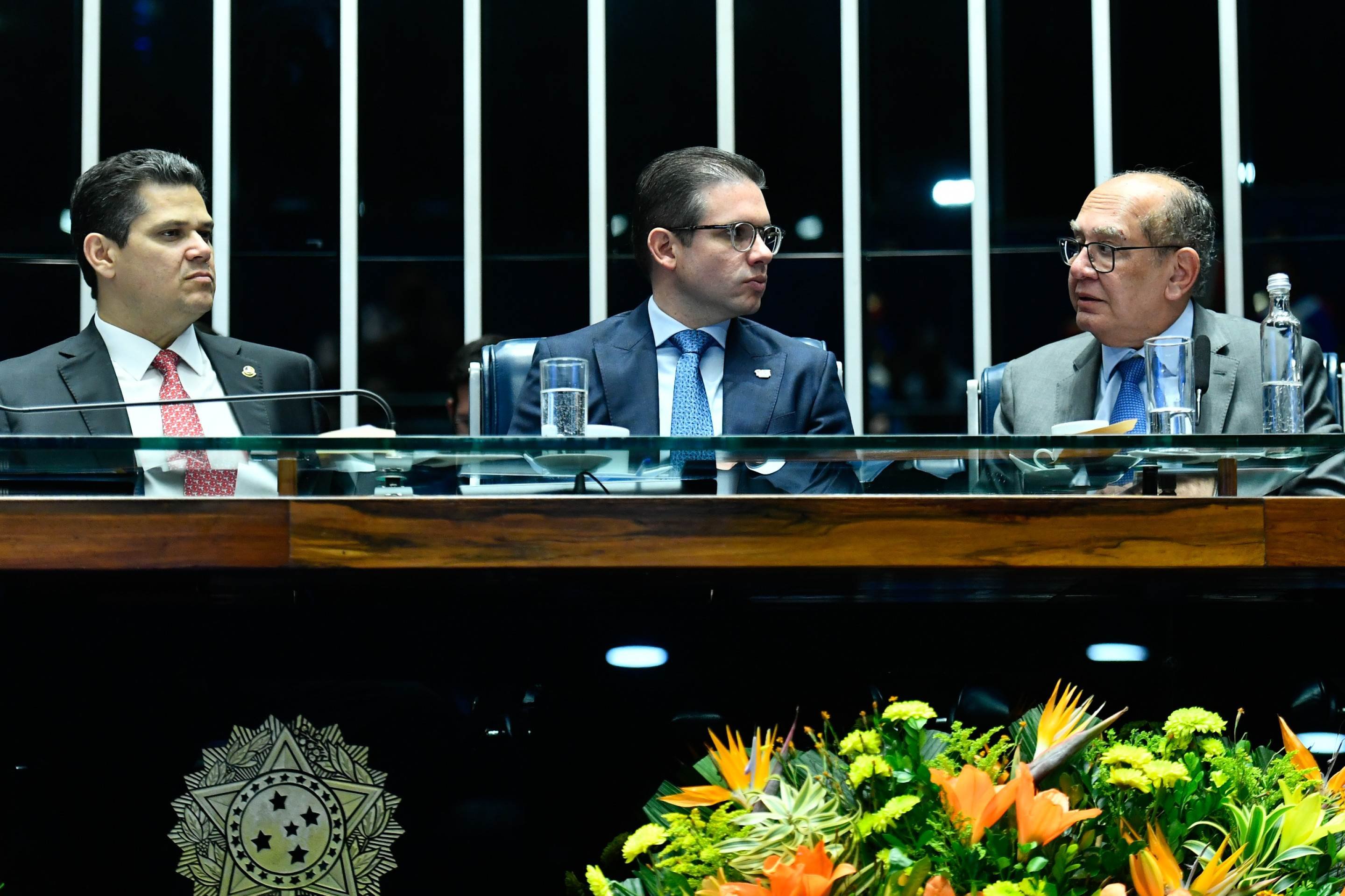 Alcolumbre, Motta e Gilmar: decisão do decano do Supremo sobre impeachment provocou uma crise com o Parlamento -  (crédito: Geraldo Magela/Agência Senado)