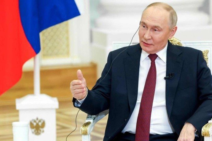 Forças russas assumem o controle de Krasnoarmeysk, na região de Donetsk, e de Volchansk, na região de Kharkiv, em 2 de dezembro de 2025 -  (crédito: Russian Defense Ministry/Anadolu via Getty Images)