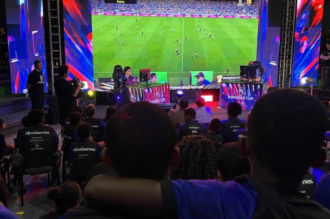 Craques disputam vaga internacional na Romário Cup no Rio