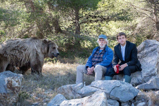 O desafio de urso em cena, no mais recente filme