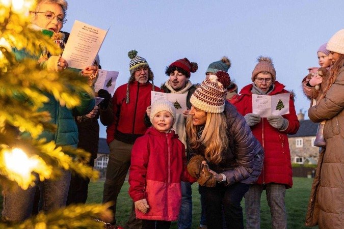 Cantar com outras pessoas pode ser mais benéfico do que cantar sozinho - (crédito: Getty Images) Cantar com outras pessoas pode ser mais benéfico do que cantar sozinho - (crédito: Getty Images)