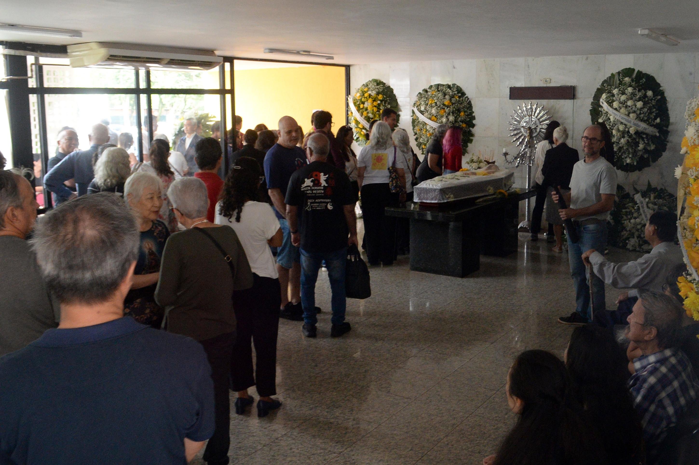  07/12/2025 Crédito: Marcelo Ferreira/CB/D.A Press. Brasil. Brasília - DF -  Centério Campo da Esperança da Asa Sul, enterro do Mestre Woo.