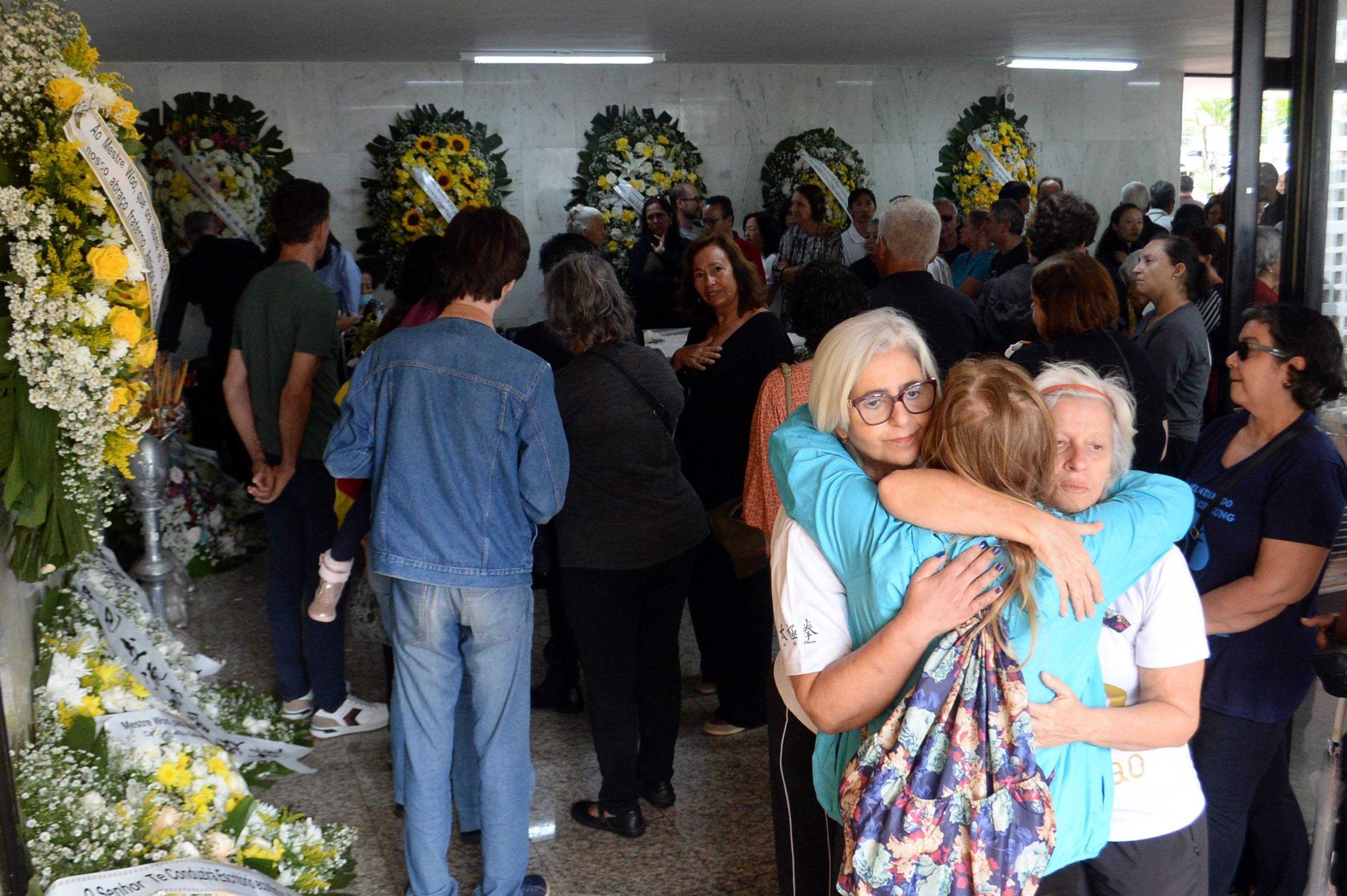  07/12/2025 Crédito: Marcelo Ferreira/CB/D.A Press. Brasil. Brasília - DF -  Centério Campo da Esperança da Asa Sul, enterro do Mestre Woo.