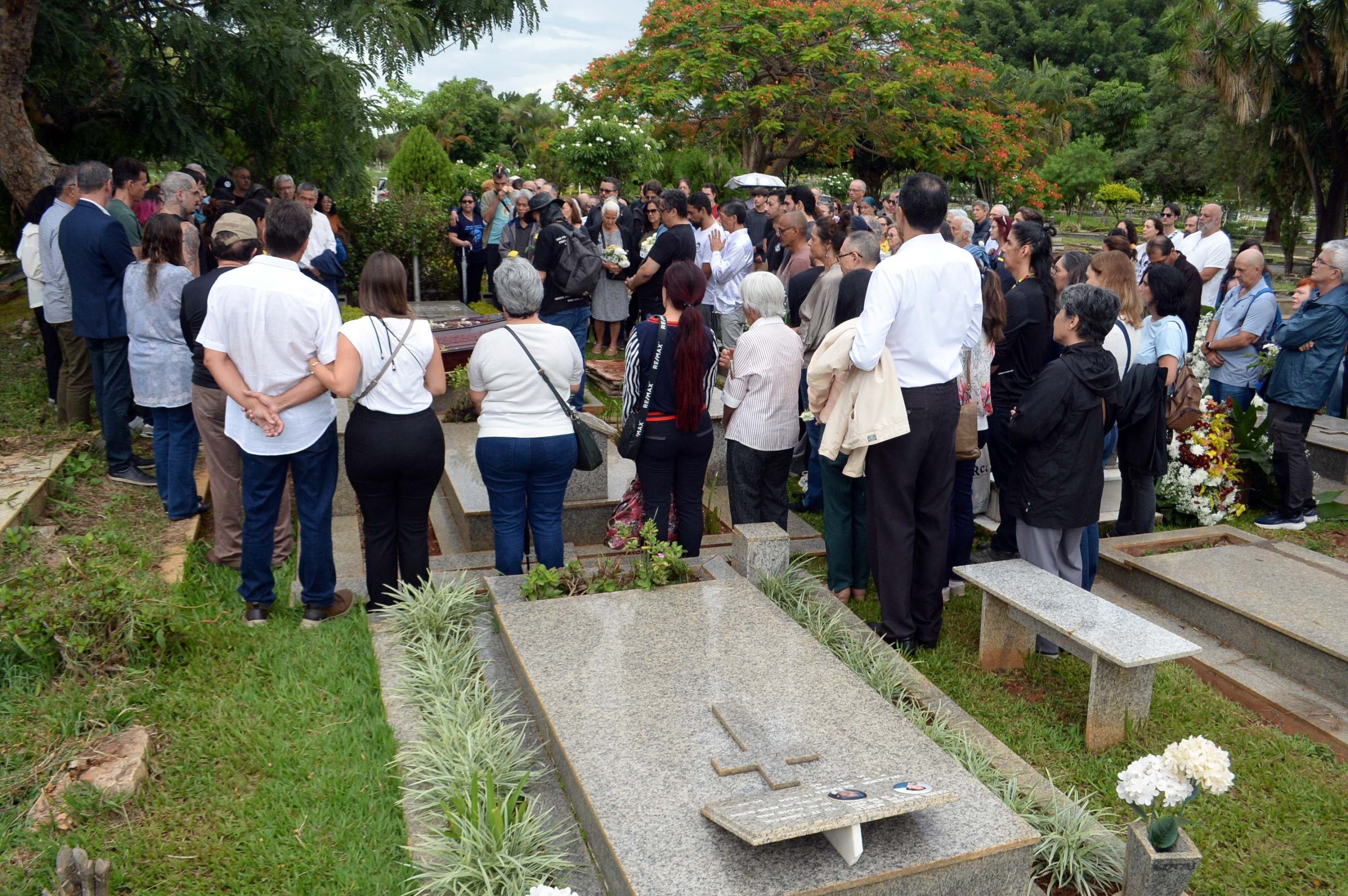  07/12/2025 Crédito: Marcelo Ferreira/CB/D.A Press. Brasil. Brasília - DF -  Centério Campo da Esperança da Asa Sul, enterro do Mestre Woo.