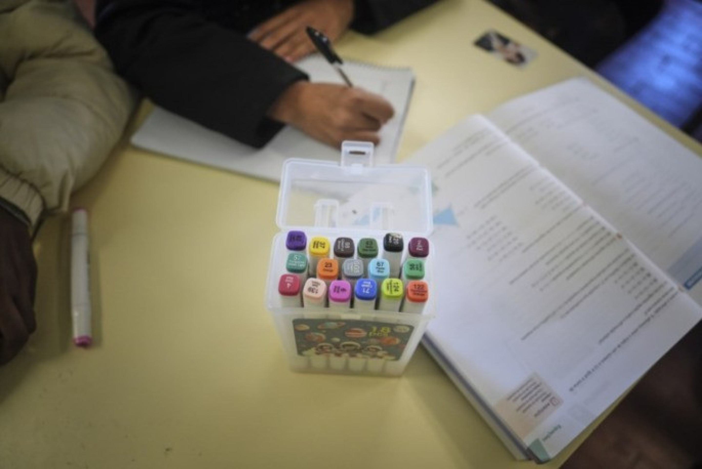 Após ter dedos amputados em escola, aluno brasileiro teme voltar às aulas em Portugal