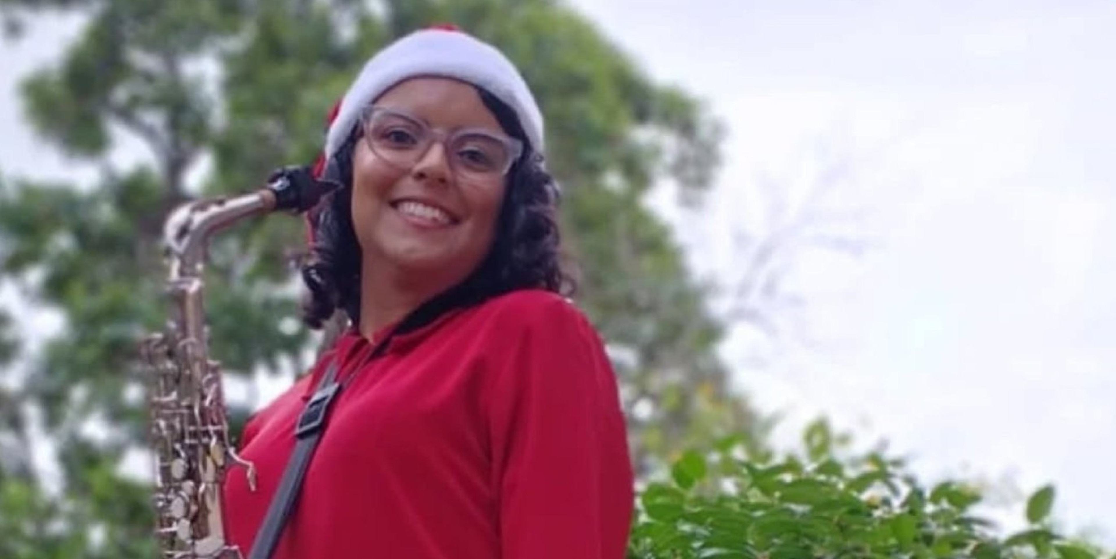 Amigos e familiares falam do amor de Maria de Lourdes pela música