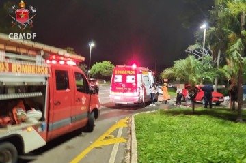 Vítima foi levada para o hospital com dores no tórax - (crédito: Divulgação/ CBMDF) Vítima foi levada para o hospital com dores no tórax - (crédito: Divulgação/ CBMDF)