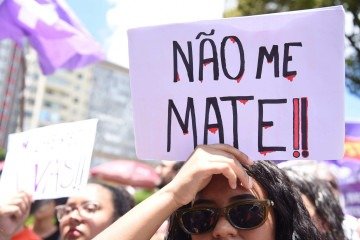 Monitoramento registrou 546 feminicídios e sete transfeminicídios. Quando somados aos homicídios de mulheres, o total chega a 1.004 mortes nas UFs analisadas -  (crédito:  Gladyston Rodrigues/EM)